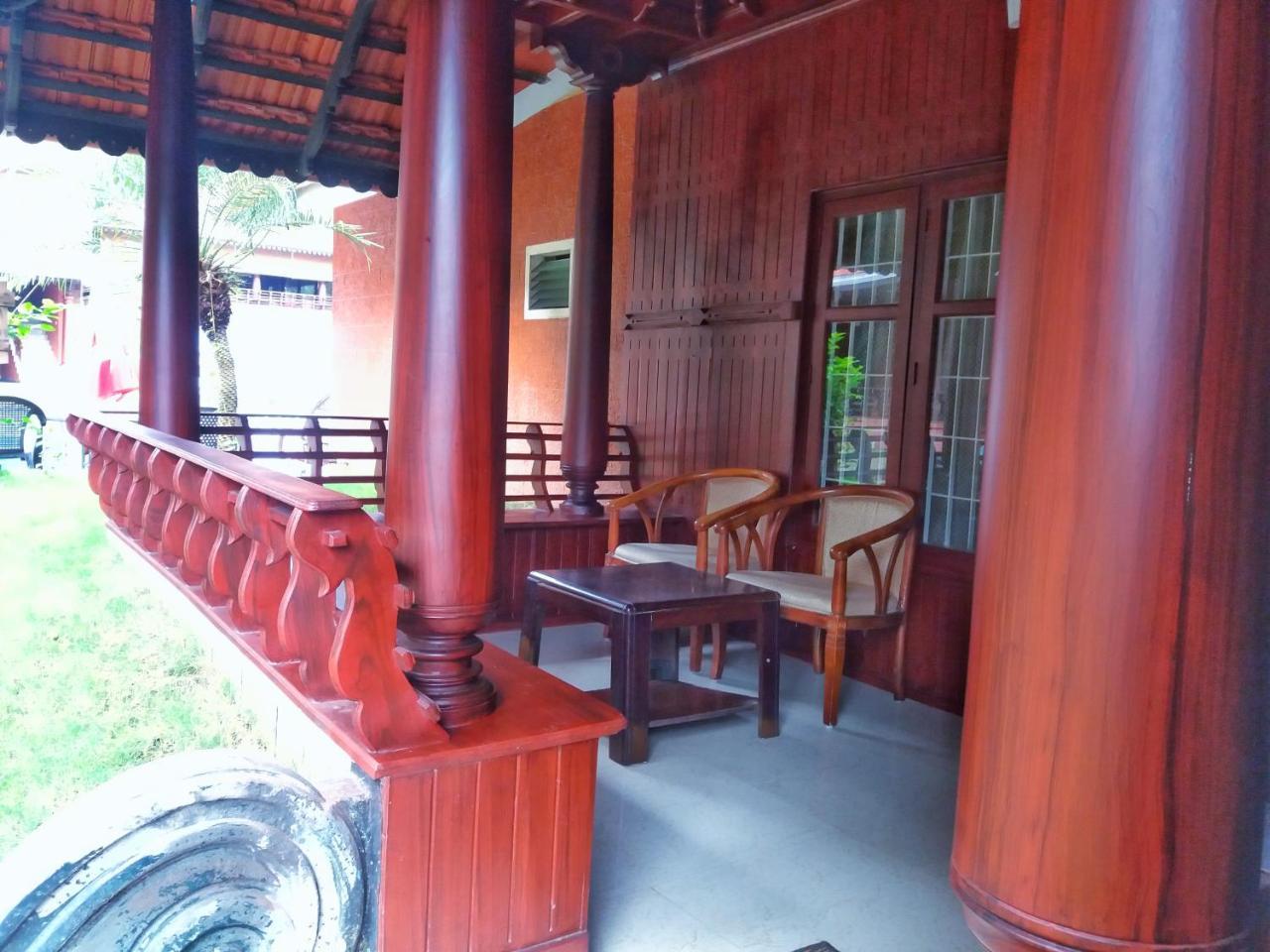 Nikhil Ayurvedic Heritage Hotel Varkala Kültér fotó